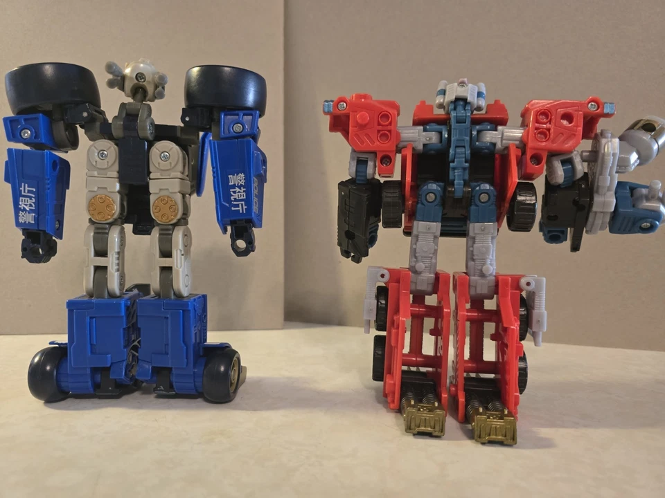 Transformers Energon Deluxe Class Inferno And Prowl - Imagem 2 de 4