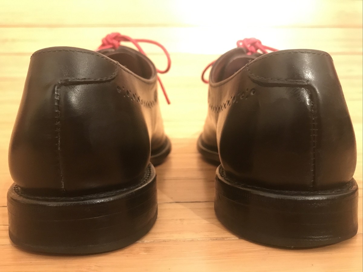 Men’s Allen Edmunds Black Leather Oxfords with Red Laces. Size 9.5 Allen Edmonds Sanford Black Brogued Cap Toe Lace up Blucher  main image 3