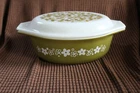 Pyrex Spring Blossom flowers Casserole Dish w/Lid 1.5 QT Vtg avocado green oval