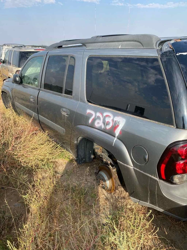 Б/у передний левый поворотный кулак подходит: 2005 Chevrolet Trailblazer ext передний левый - Изображение 2 из 4