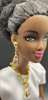 Barbie/Sindy. 12 Zoll Puppen Handarbeit Schmuck Ohrringe Halskette Zubehör Brandneu