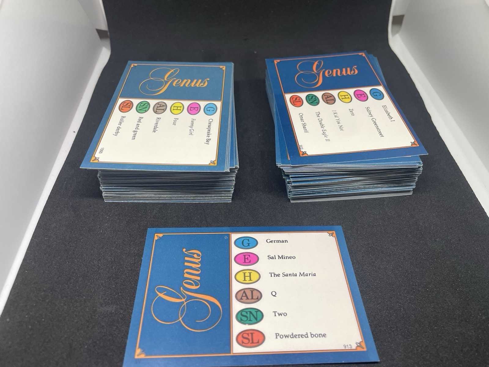 Trivial Pursuit Original Genus Edition – 200 Cards Only –Vintage Replacement X79