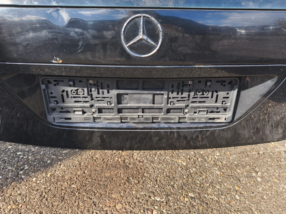 Mercedes Benz W203 Kombi Heckklappe Komplett Schwarz 040 Rost Ansatz Siehe Bilde - Bild 4 von 4