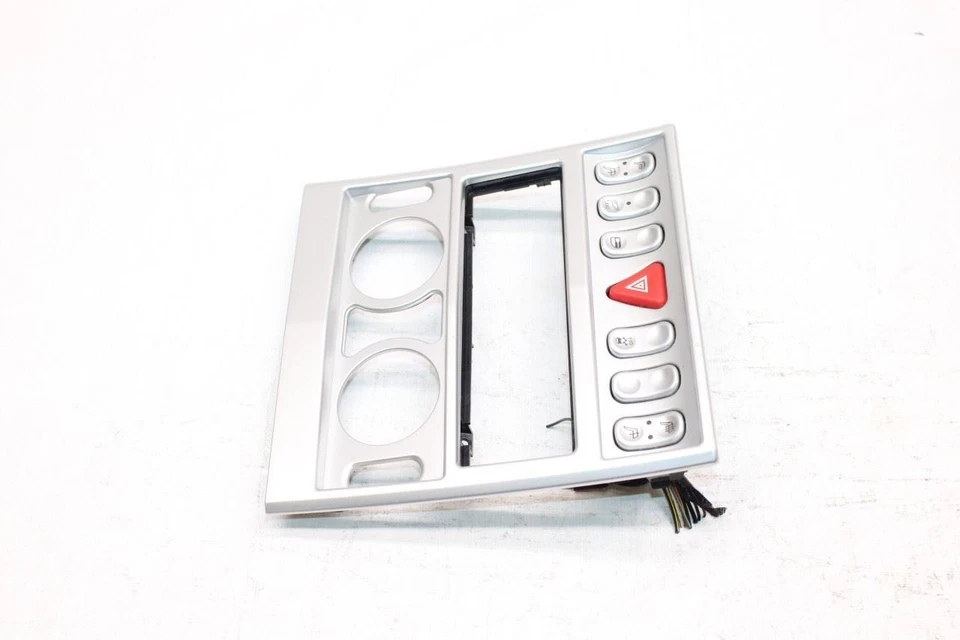 Chrysler Crossfire ZH CONV #389 2005 radio moldura cerradura puerta interruptor de peligro SRT-6 Foto 3 de 4