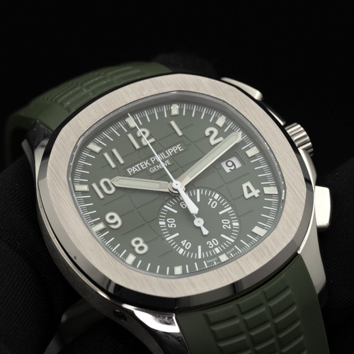 Patek Philippe Aquanaut | 5968G-010 | White Gold | 2021 | Comp...