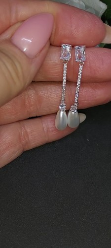 Ladies Silver Tone Dangle/drop Earrings With Faux Pearls And Crystals No Box - Video 1 of 1