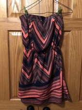 EXPRESS Stapless Pink & Navy Handkerchief Mini Dress - Juniors Small