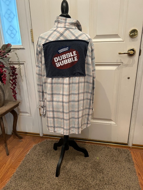 Upcuycled Flannel Dubble Bubble Graphic XL Women