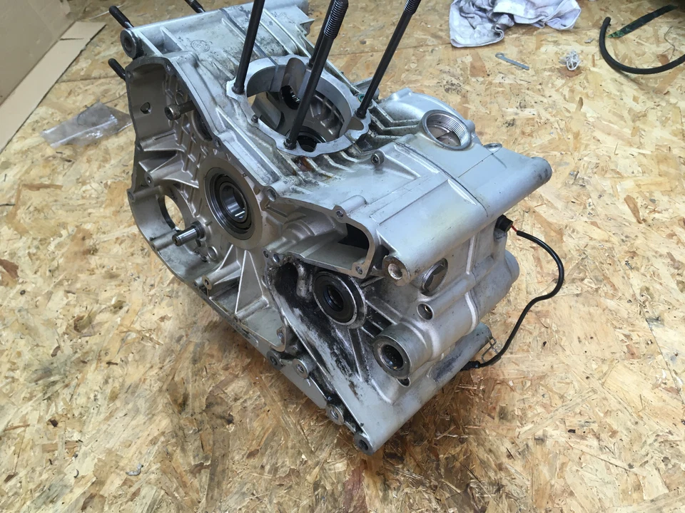 Картерные шатуны двигателя Ducati 750SS FI до 8 000 миль - Изображение 4 из 4