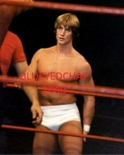 KEVIN VON ERICH WRESTLER 8 X 10 WRESTLING PHOTO NWA WCCW