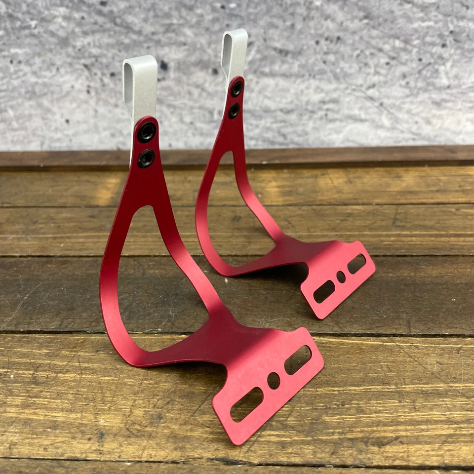 Vintage ALE Reg Pedal Toe Clips Red NOS Small  Italy  Anodized  Registered - Image 3 of 4