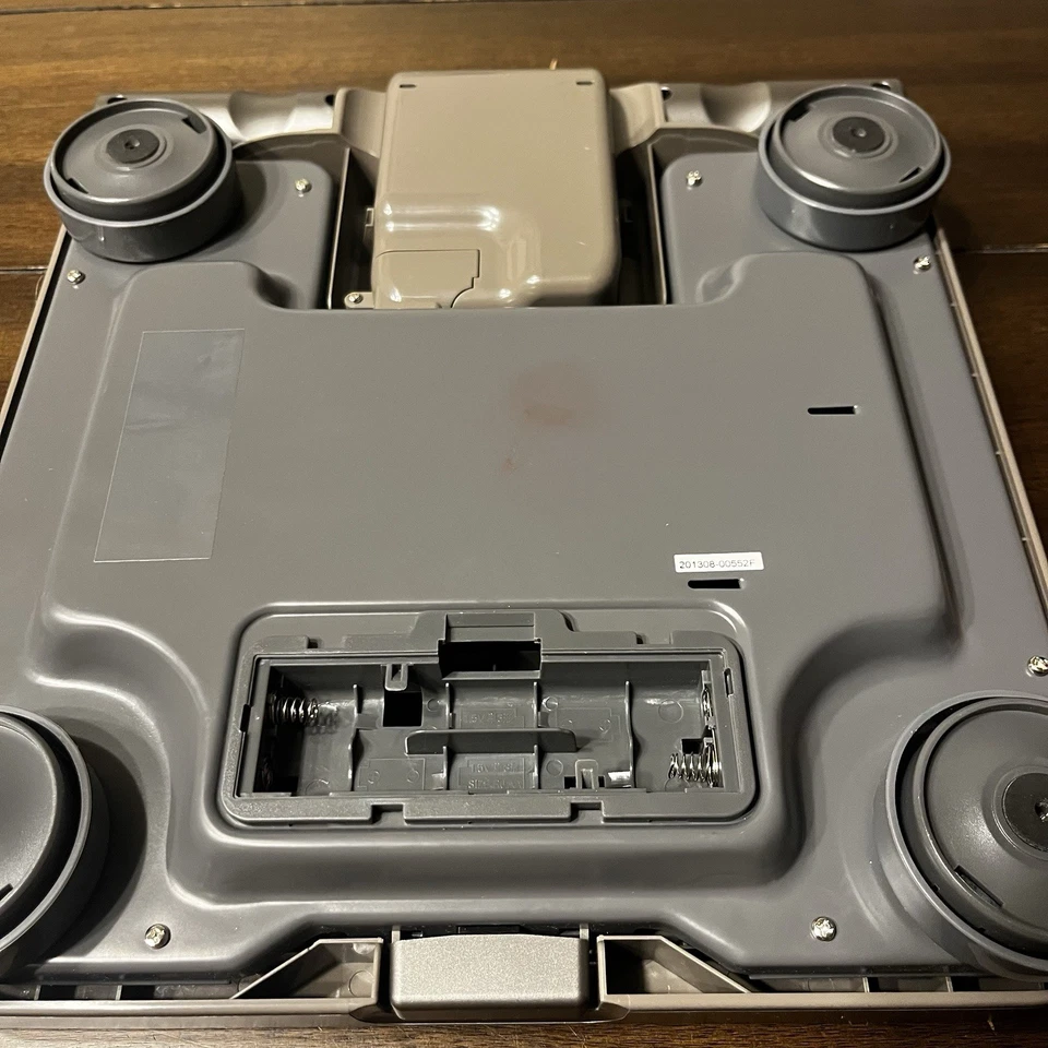 Monitor de detección de composición corporal completo Omron HBF-514 escala grasa corporal IMC probado Foto 3 de 3