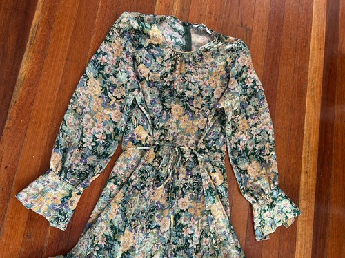 Beautiful Veronika Maine sleeved midi frilled dress in tapestry print, 12 - 14 - Picture 2 of 9