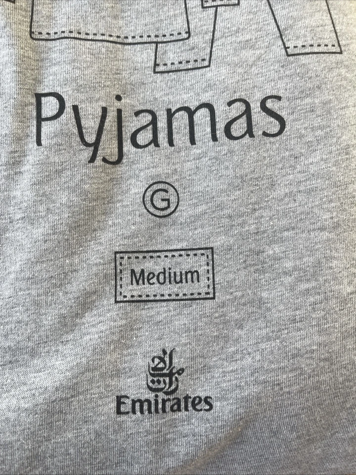 Emirates First Class Pyjama Gr. M - Hydra Active - neu & ungeöffnet - Bild 3 von 3