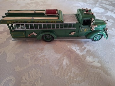 Feuerwehrauto Ashton Green Tree Edition