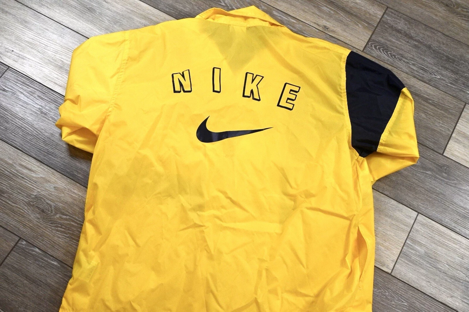 Vintage 90’s Yellow Rain Coat Nike Button Up Medium/Large Windbreaker