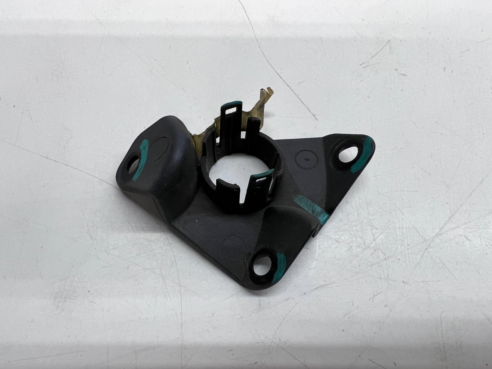 MCLAREN MP4-12C FRONT FAR LEFT PARKING SENSOR HOUSING OEM