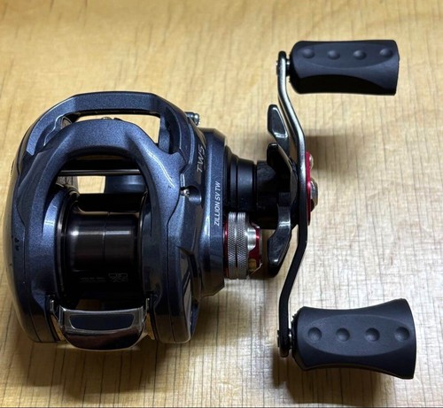 Daiwa 16 ZILLION SV TW 1016SV-SH Right Handed Baitcasting Reel Jp - Picture 4 of 7