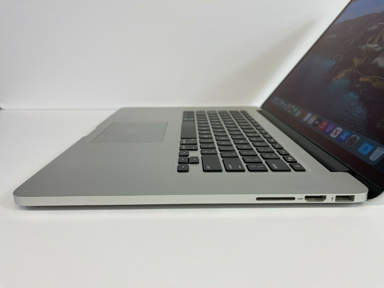 APPLE MACBOOK PRO 15 RETINA LAPTOP | QUAD CORE i7 | 16GB + APPLE MACBOOK PRO 15 RETINA LAPTOP | QUAD CORE i7 | 16GB +