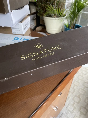 Signature Hardware SHVL24TBPN, Vilamonte 24" Towel Bar in Polished Nickel - Picture 6 of 6