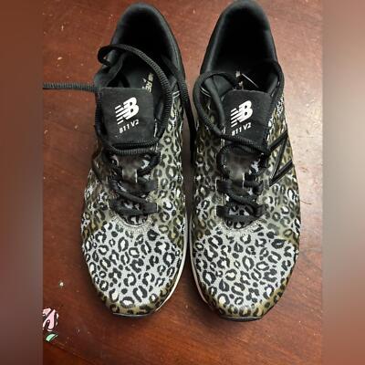 Woman s new balance graphic trainer cheetah lepoard print athletic shoe size 8