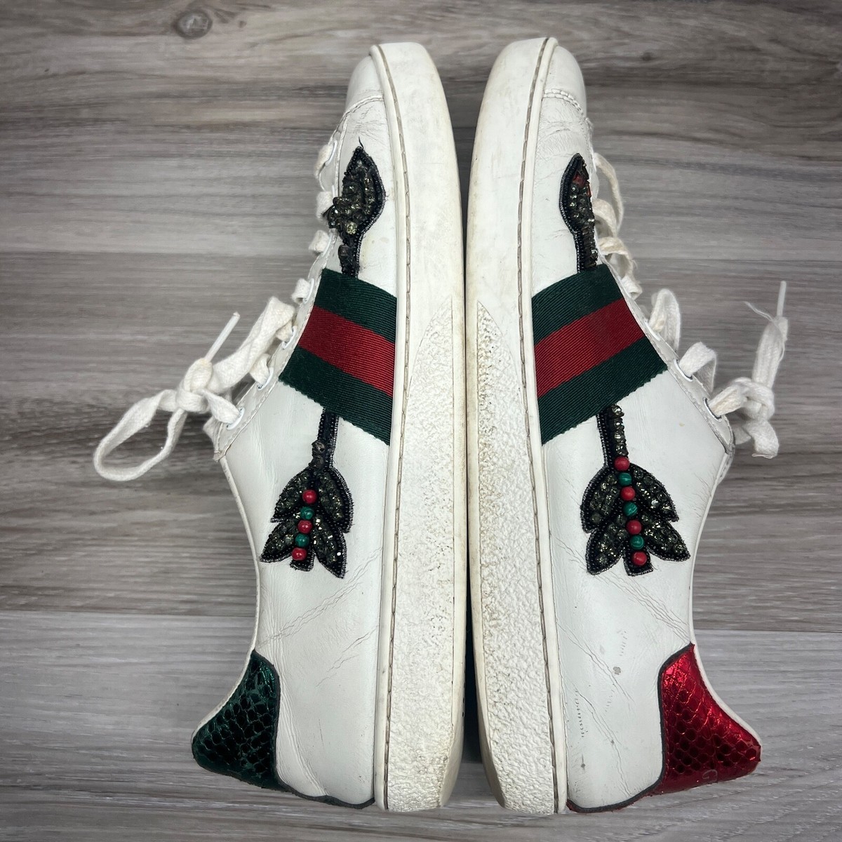 GUCCI エース ACE ホワイト スニーカー アロー 矢 刺繍 ビジュー GUCCI エース ACE ホワイト スニーカー アロー 矢 刺繍 ビジュー