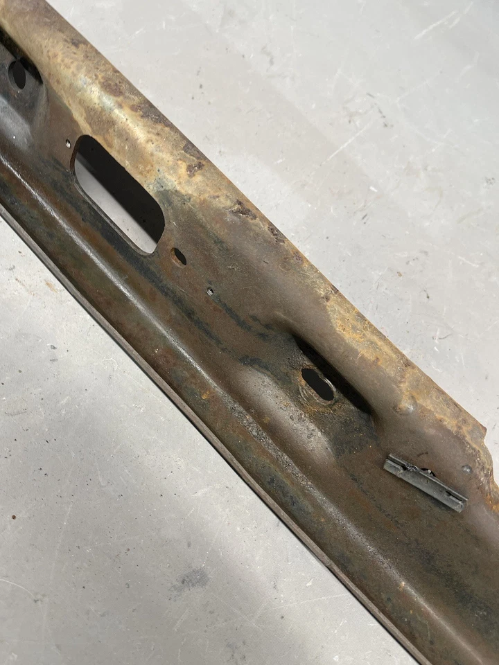 Ford Galaxie LTD 1970 parachoques trasero soporte de impacto central OEM Country Squire Wagon Foto 4 de 4