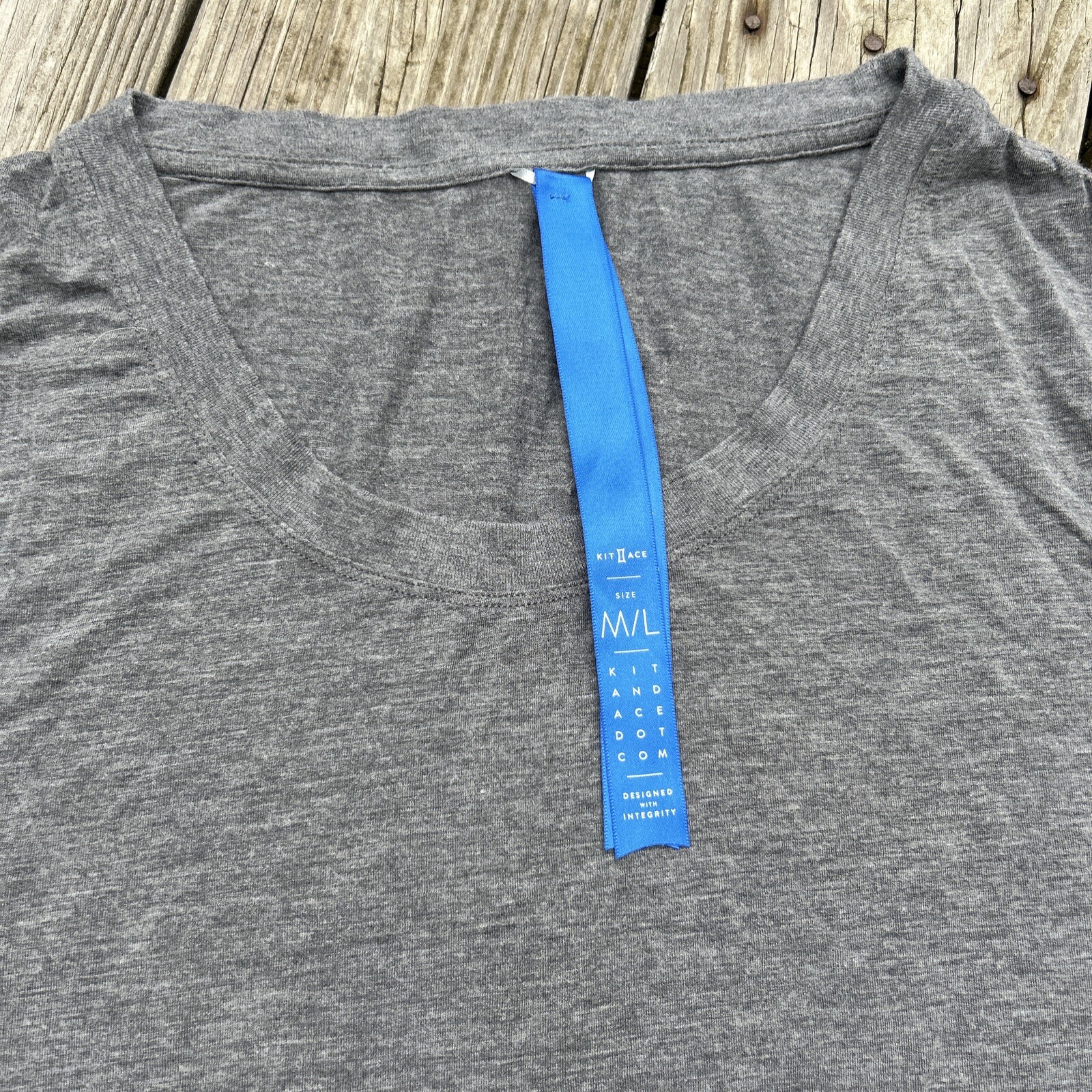 Kit & Ace Gray Crew Neck Short Sleeve Cashmere Blend T-Shirt Mens M/L Gray