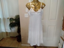 Full Slip JC Penney Vintage 3605 White Size 34 Lace Trim