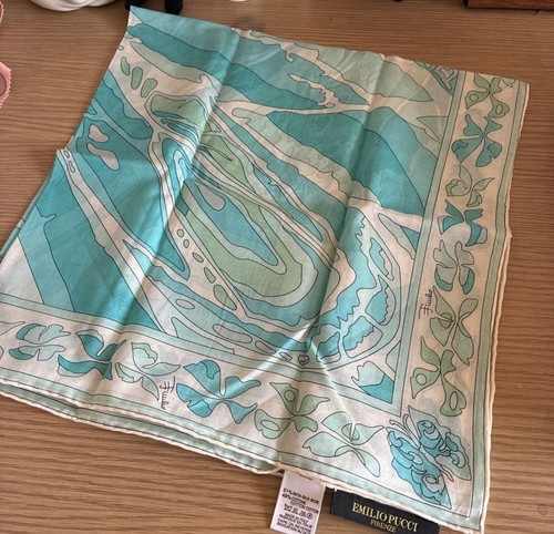 EMILIO PUCCI   Cotton Silk Scarf  Made in Italy 22×22inch Square