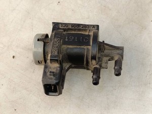 Volkswagen PASSAT B5 1999 Diesel 85kW Turbolader Druckwandler Magnetventil