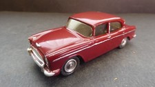 Dinky Toys #165 Humber Hawk Saloon Car - restauriert
