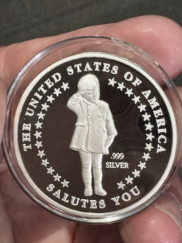 1960-1999 John F Kennedy Jr USA Salutes You .999 1 oz Silver RARE 1000 MINTED ! - Picture 5 of 8