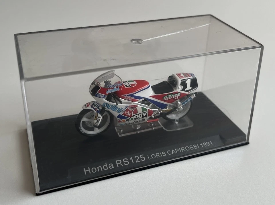 Loris Capirossi Honda RS125 1991 1:24 Scale Motorbike Model - Image 1 of 4