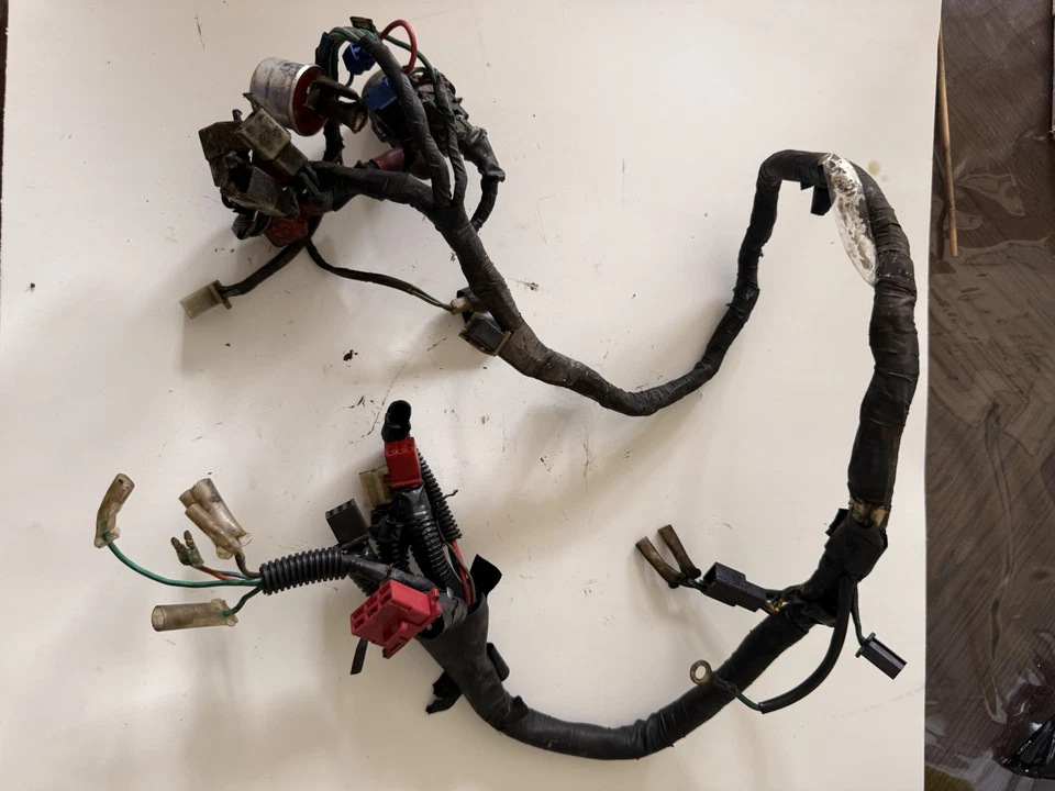 Honda Nighthawk 750 1983 - Arnés - 142 Foto 2 de 4