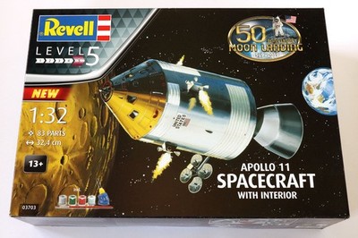Revell 03703 APOLLO Spacecraft with Interior - Bausatz im Maßstab 1:32
