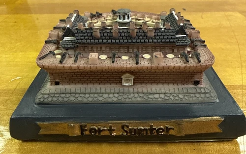 Fort Sumter Souvenir 3.25" x 3.5" Miniature Replica Nice Level of Detail in VGC