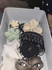 assorted hair accessories