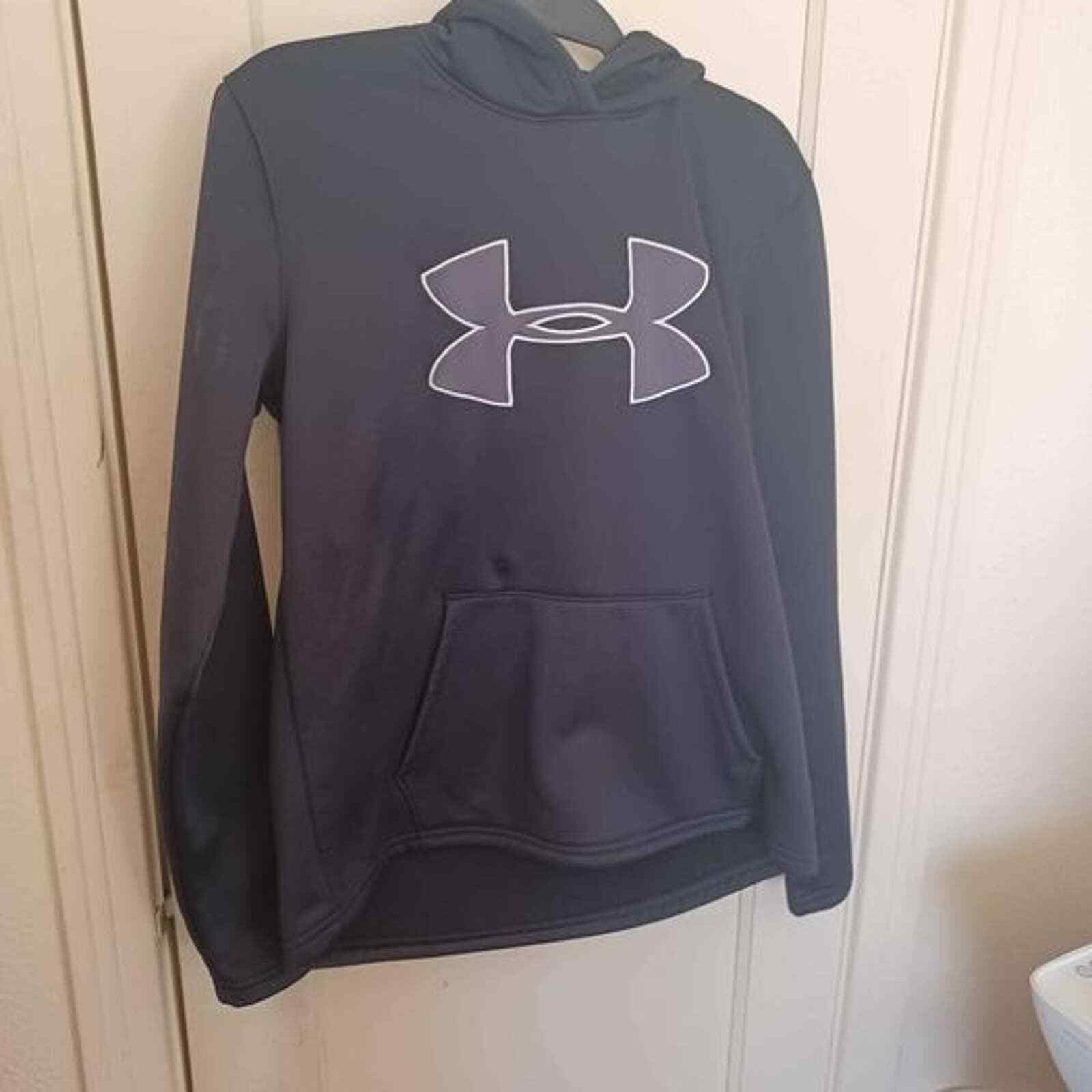 Under Armour Heat Gear hoodie size s