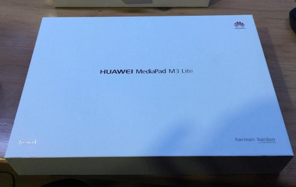 Huawei MediaPad M3 Lite 10 10,1" 32GB, Wi-Fi Tablet - Space Gray - Immagine 4 di 4