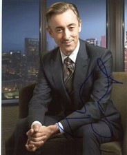 Alan Cumming "The Good Wife" AUTOGRAPH Signed 8x10 Photo D ACOA