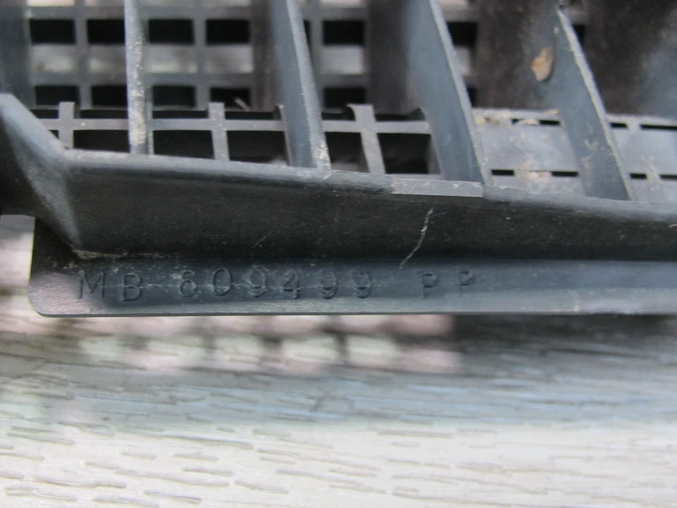 91-99 DODGE STEALTH 3000GT LIMPIAPARABRISAS CAPÓ VENTILACIÓN PANEL REJILLA CONJUNTO OEM Foto 4 de 4