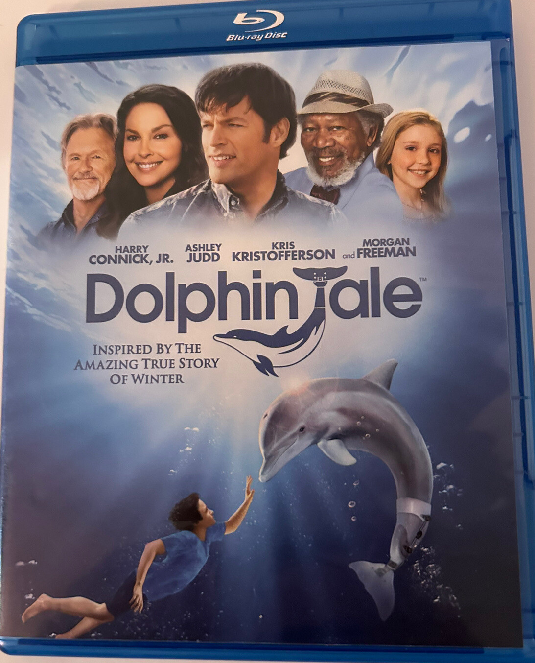 DOLPHIN TALE “Blu-Ray Disc” Great Condition (FREE SHIPPING)