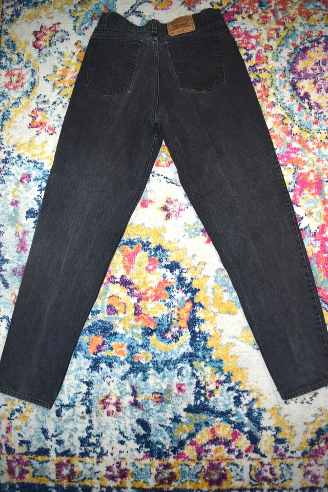 Jeans vintage Levis 550 34,5 x 34 aba laranja preto relax cônico feito nos EUA c.1995 - Imagem 4 de 4