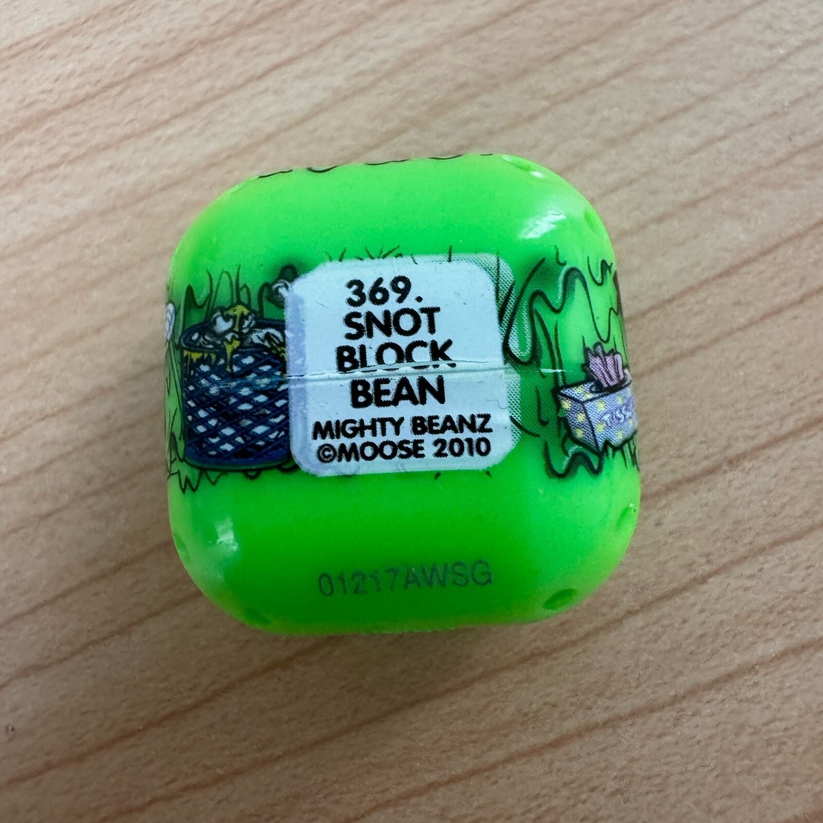 ミチビッシュ専用　sesame bean SUPER RARE Mighty Beanz #369 Snot Block Bean Moose 2010