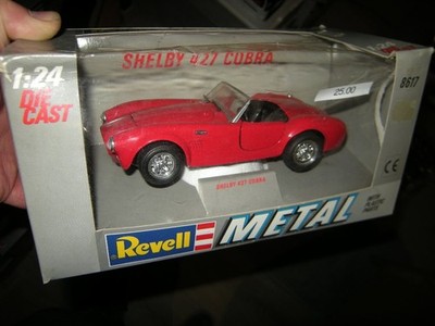 1:24 Revell Shelby 427 Cobra red/rot in OVP