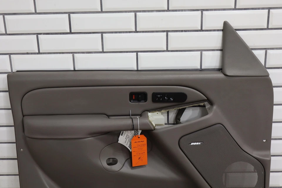 04-07 Chevy Silverado Sierra Doble Cabina Gris Cuero Panel Puerta Juego (4) Delantero/Trasero Foto 3 de 4