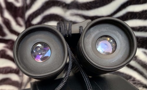 OPTICRON Adventurer II WP 10 x 25 Waterproof Binoculars DCF Small Compact - Picture 4 of 5