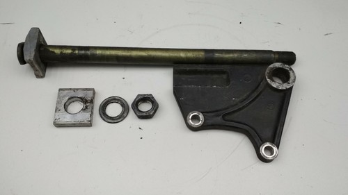 Achse Hinterrad Triumph 955i T595 axle rear wheel assy