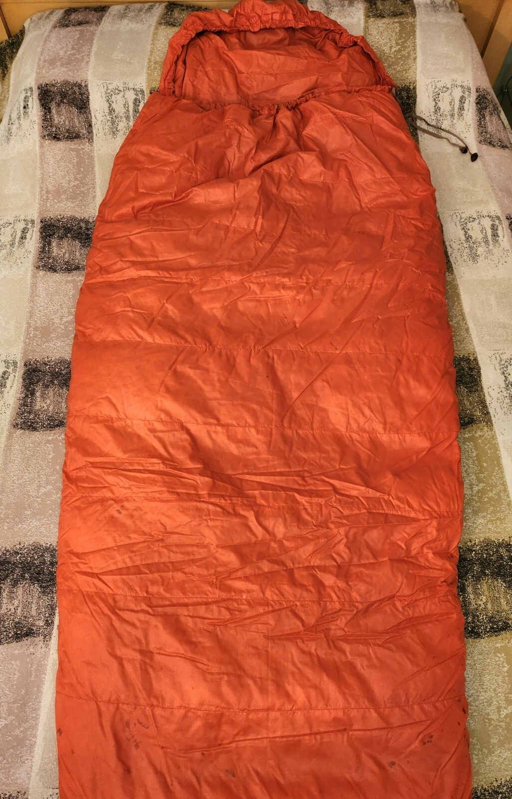 THE NORTH FACE Orange Down Sleeping Bag 32"x82"